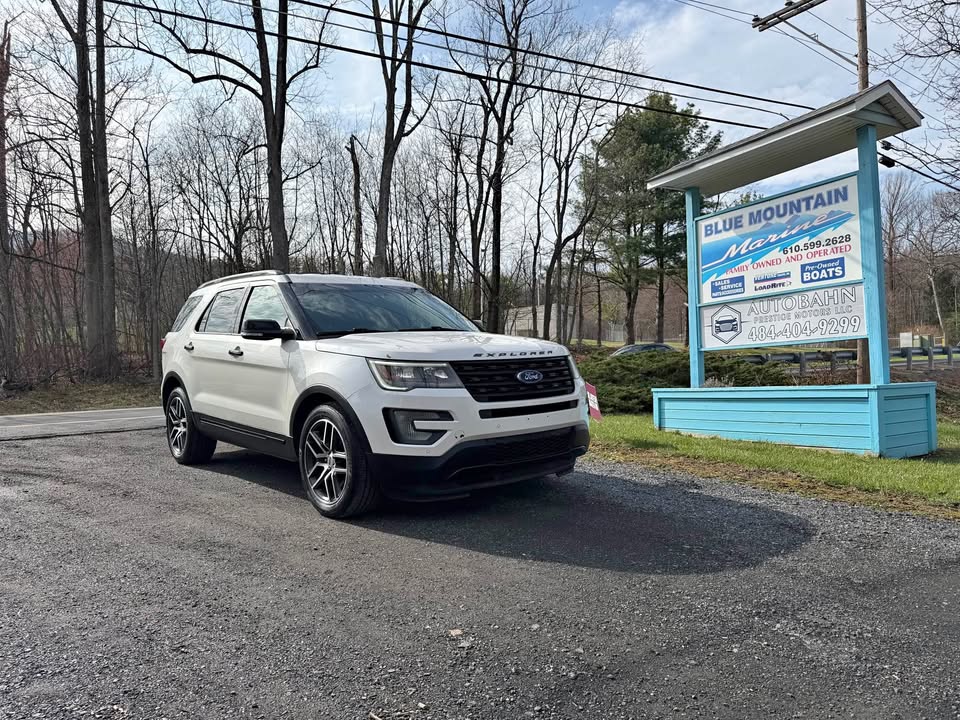 2016 Ford Explorer Sport SUV